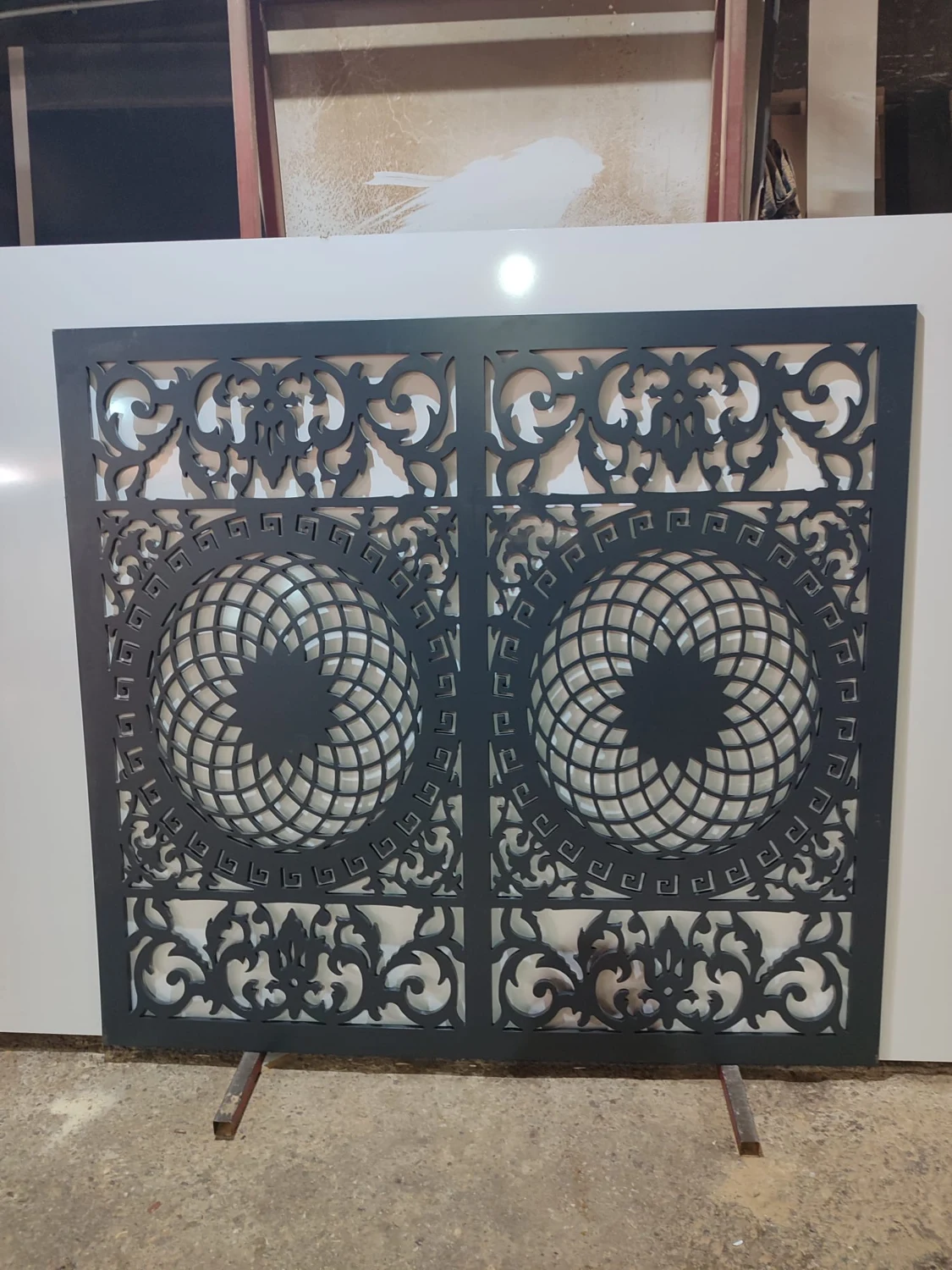 Dairesel motifli CNC kesim